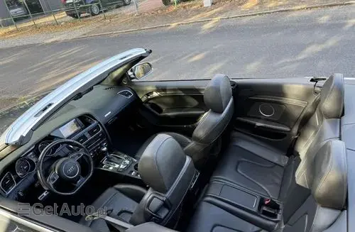 AUDI Rs5 