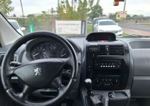 PEUGEOT Expert 