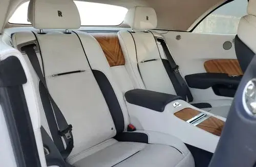 ROLLS-ROYCE Dawn 