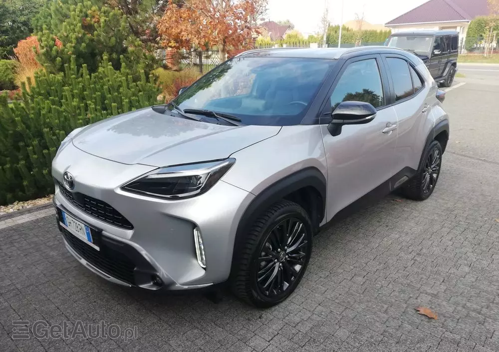 TOYOTA Yaris Cross Hybrid 1.5 Adventure