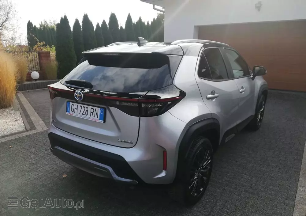 TOYOTA Yaris Cross Hybrid 1.5 Adventure