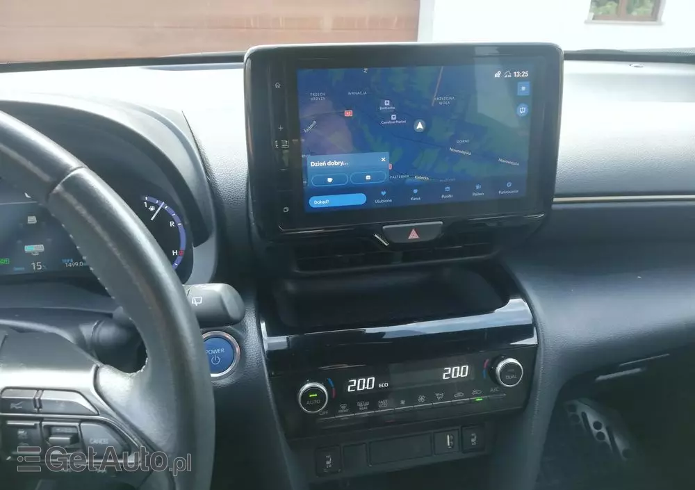 TOYOTA Yaris Cross Hybrid 1.5 Adventure