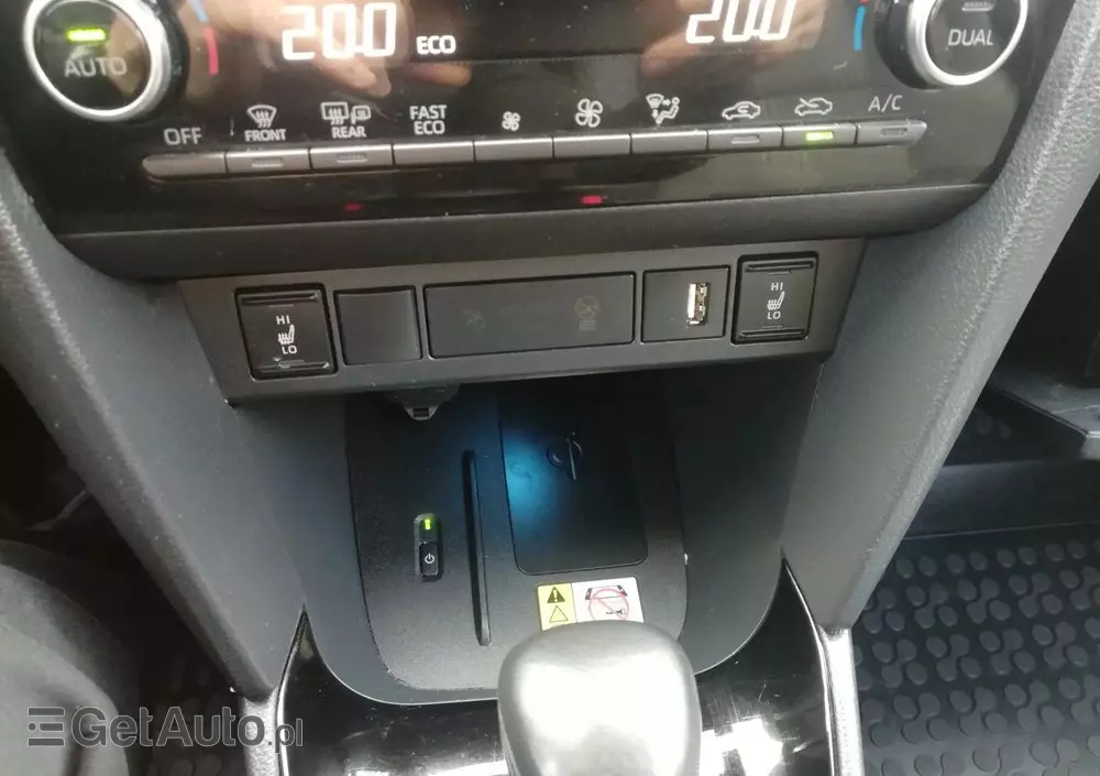 TOYOTA Yaris Cross Hybrid 1.5 Adventure