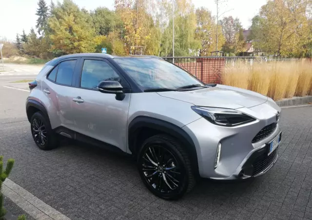 TOYOTA Yaris Cross Hybrid 1.5 Adventure