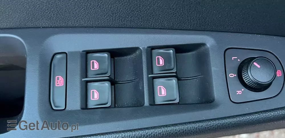 SEAT Leon 2.0 TDI DPF Ecomotive Style