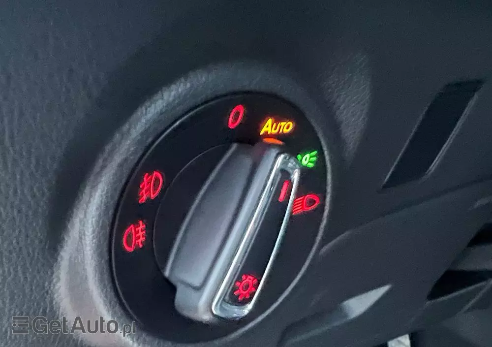 SEAT Leon 2.0 TDI DPF Ecomotive Style