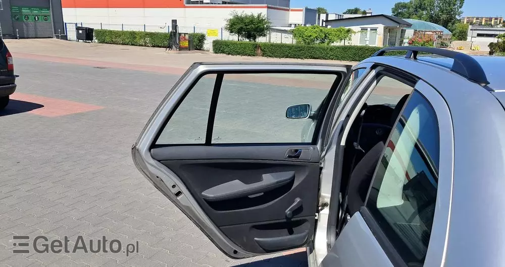 SKODA Fabia 1.4 16V Classic +