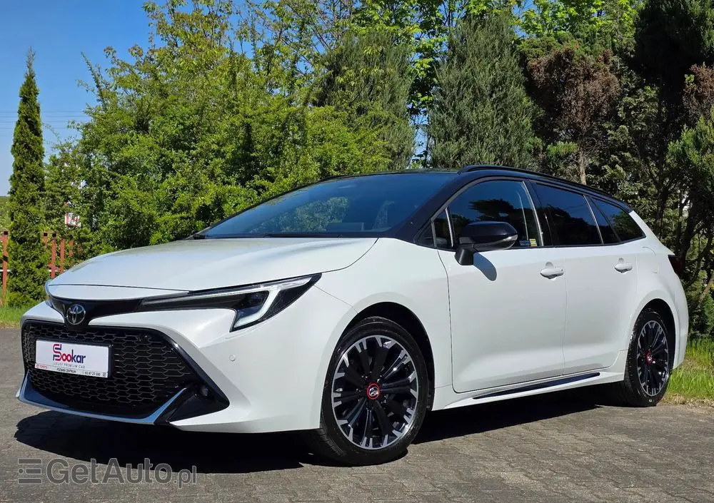 TOYOTA Corolla 2.0 Hybrid GR Sport Dynamic