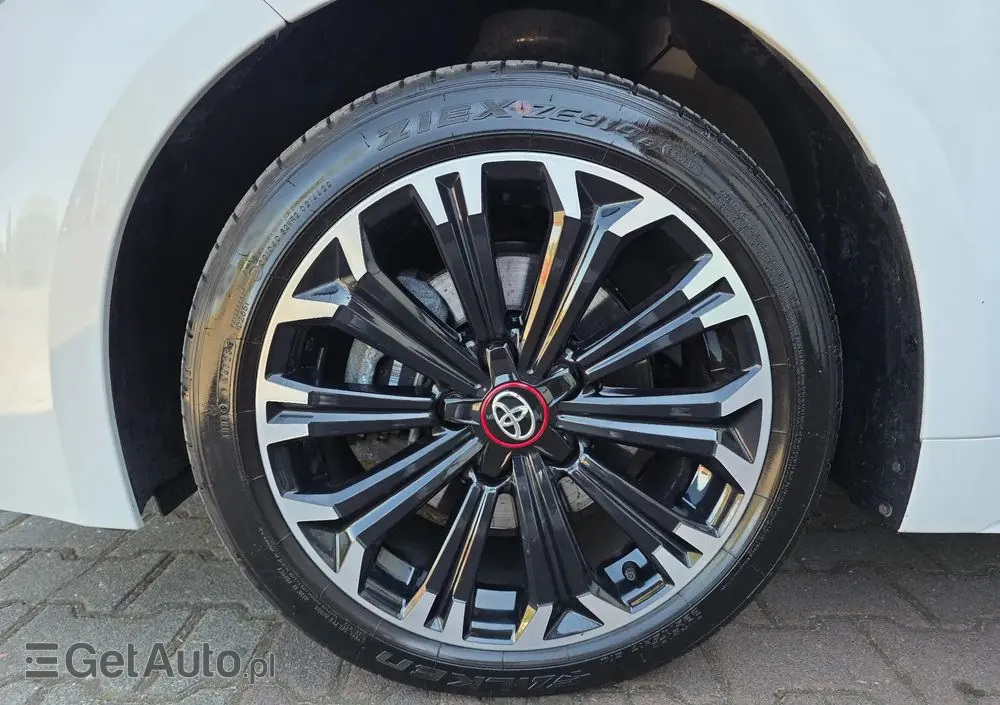 TOYOTA Corolla 2.0 Hybrid GR Sport Dynamic