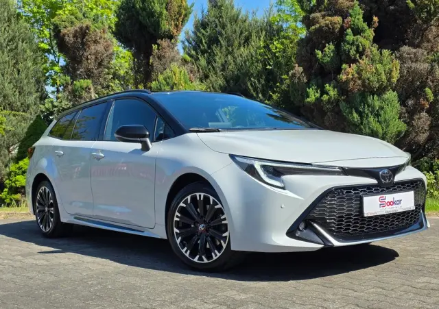 TOYOTA Corolla 2.0 Hybrid GR Sport Dynamic
