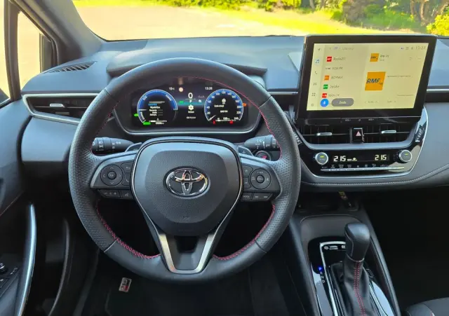 TOYOTA Corolla 2.0 Hybrid GR Sport Dynamic