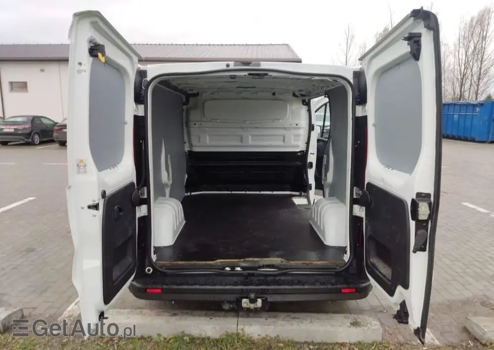 OPEL VIVARO 