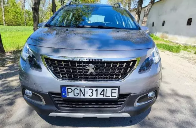 PEUGEOT 2008 