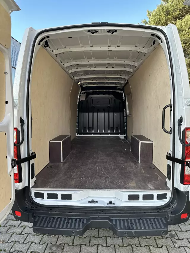 RENAULT Master EV L4H2