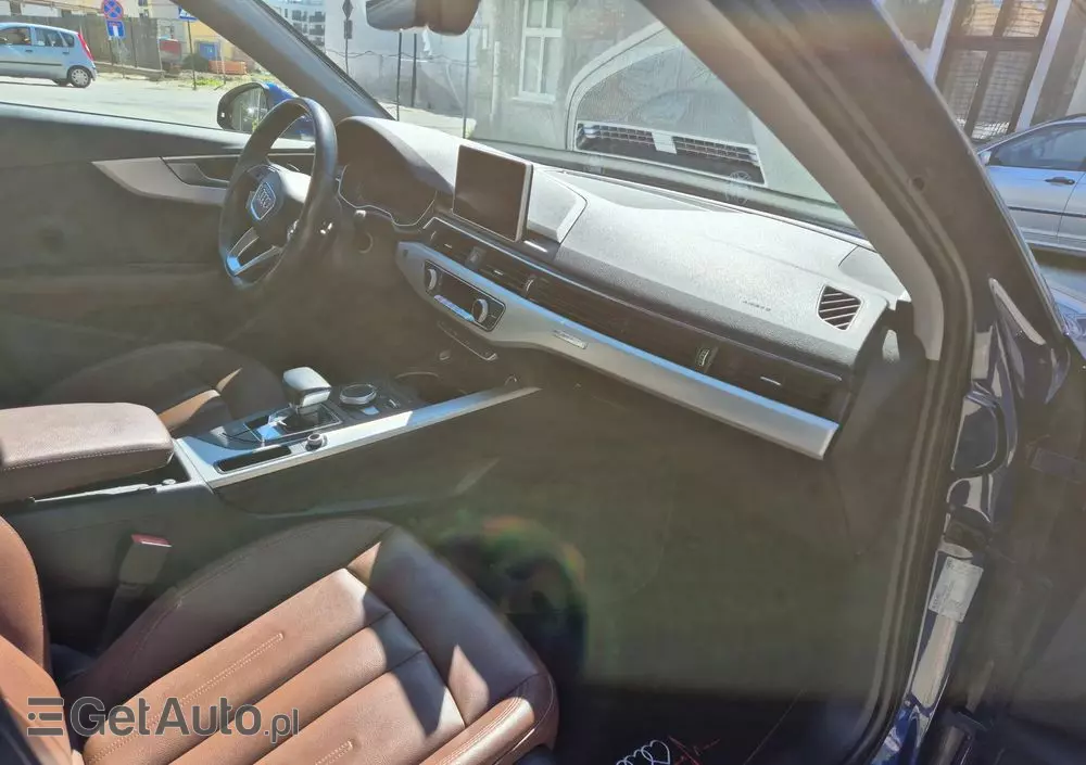AUDI A4 40 TDI Quattro S Line S tronic