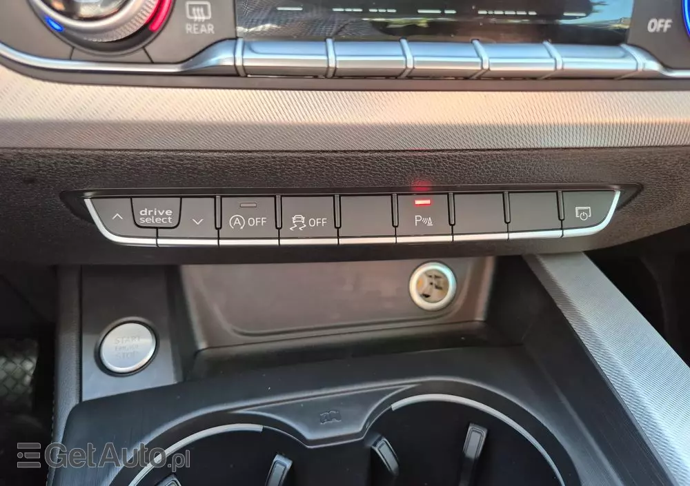 AUDI A4 40 TDI Quattro S Line S tronic