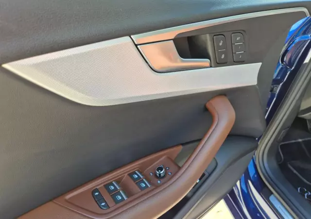 AUDI A4 40 TDI Quattro S Line S tronic