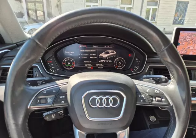 AUDI A4 40 TDI Quattro S Line S tronic