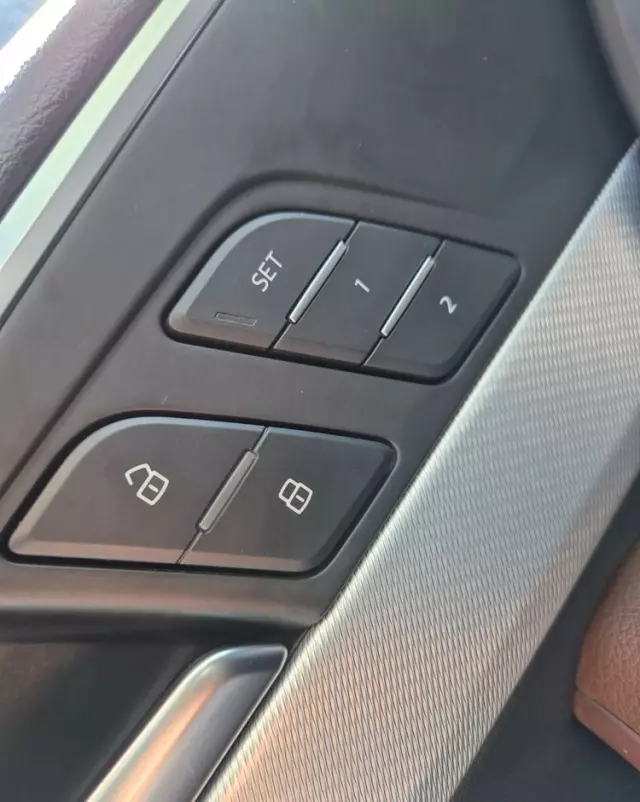 AUDI A4 40 TDI Quattro S Line S tronic