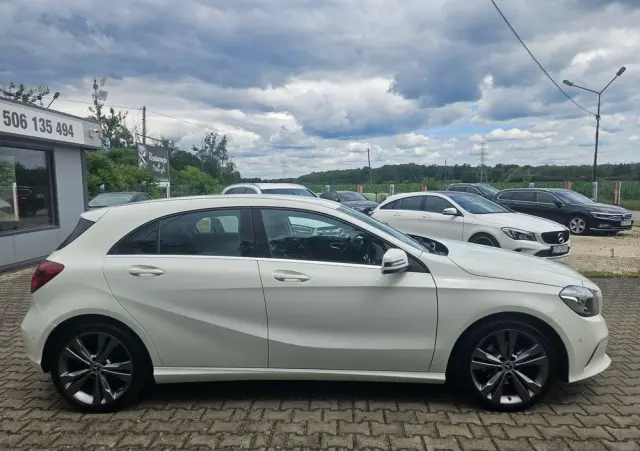 MERCEDES-BENZ Klasa A 160 7G-DCT Urban