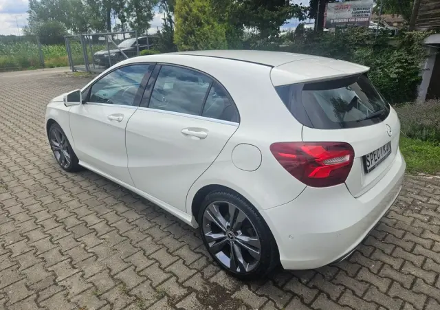 MERCEDES-BENZ Klasa A 160 7G-DCT Urban