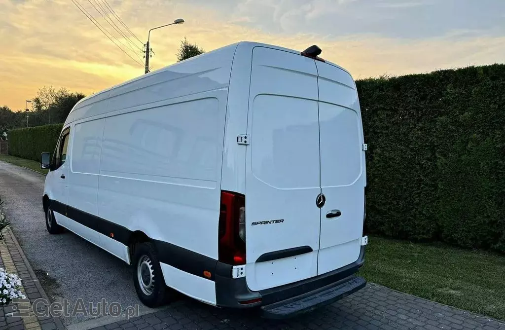MERCEDES-BENZ Sprinter 