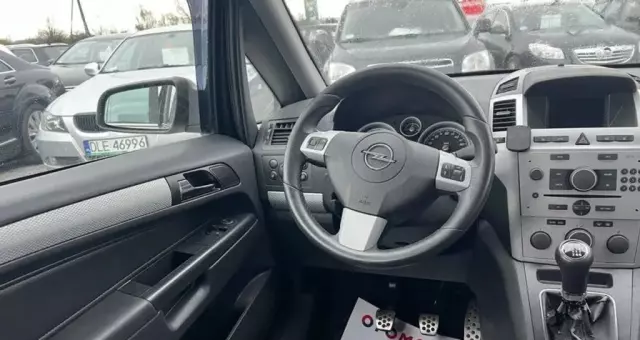 OPEL Zafira 