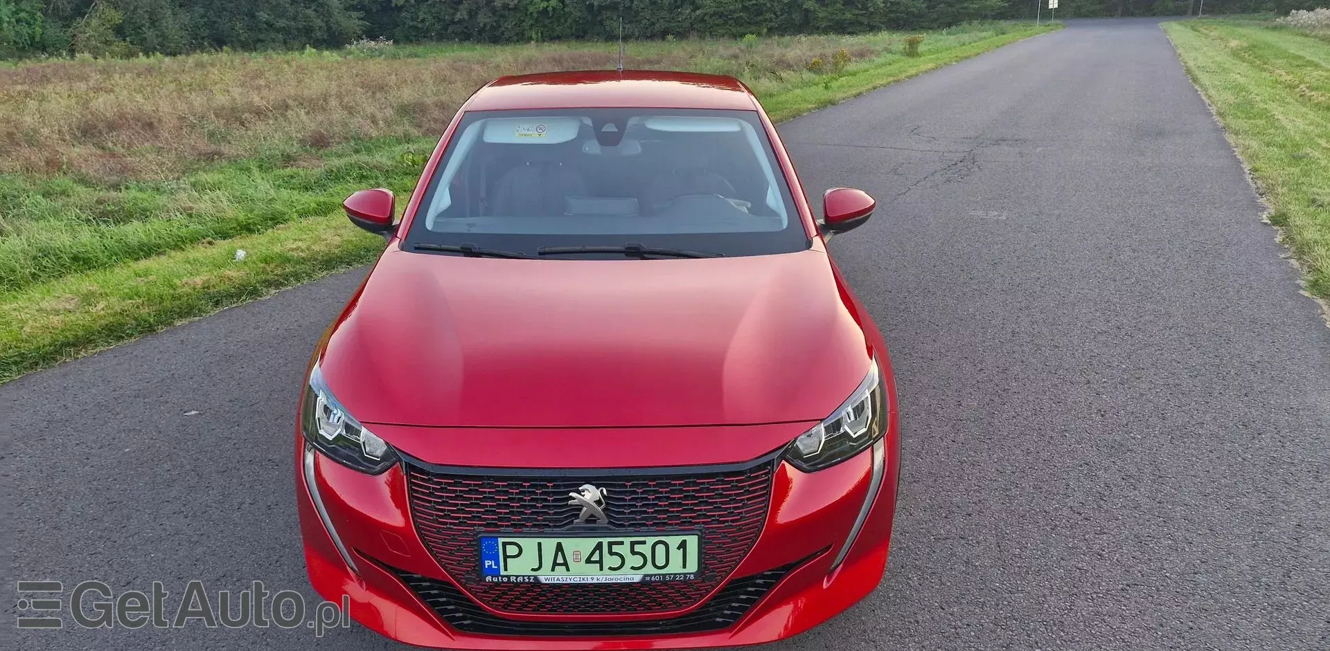 PEUGEOT 208 E-208 50 kWh (136 KM)