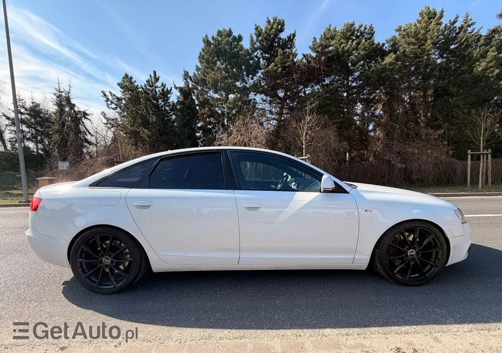 AUDI A6 Limousine 