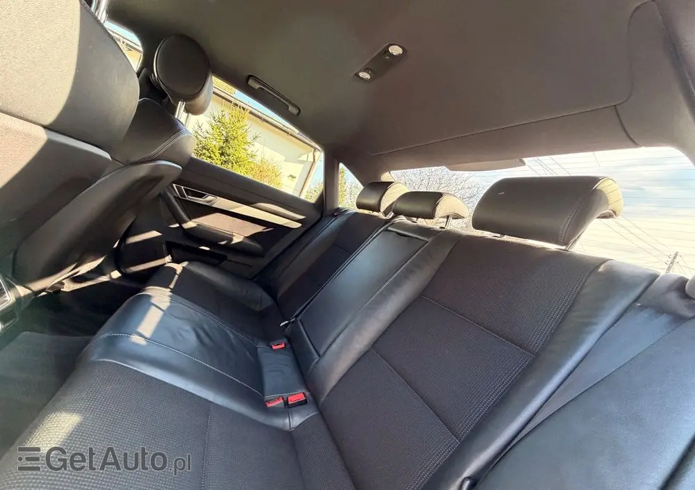 AUDI A6 Limousine 