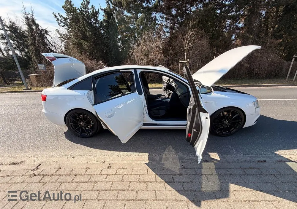 AUDI A6 Limousine 