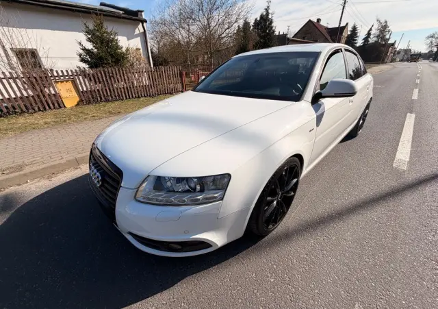 AUDI A6 Limousine 