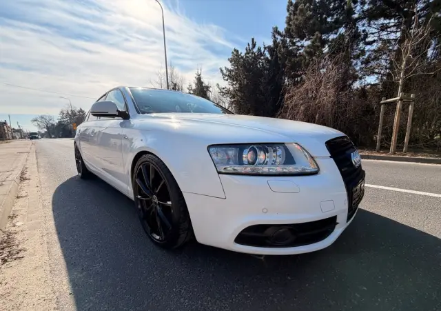 AUDI A6 Limousine 