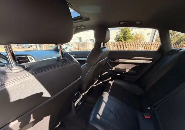 AUDI A6 Limousine 