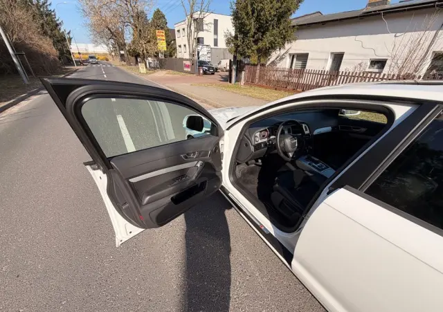 AUDI A6 Limousine 