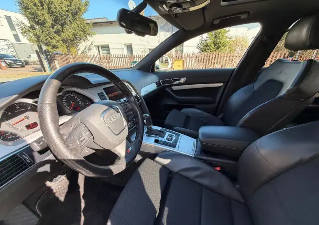 AUDI A6 Limousine 