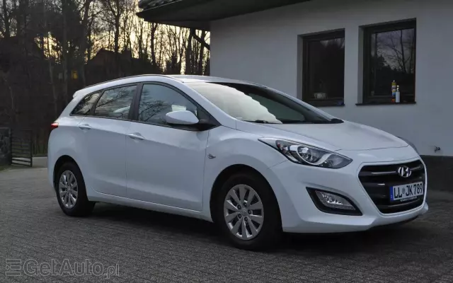HYUNDAI I30 Blue 1.4 Classic