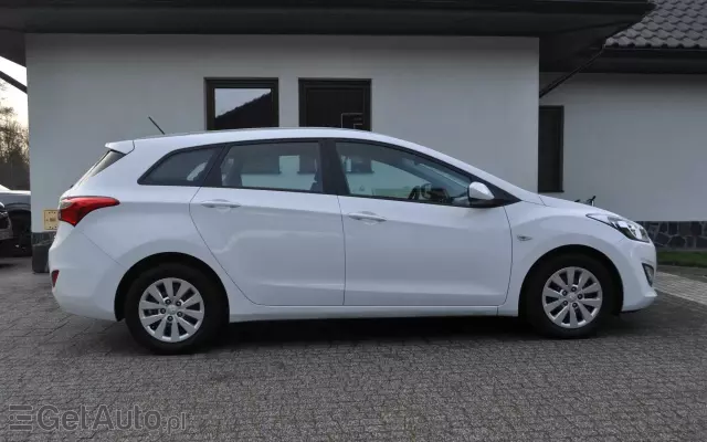 HYUNDAI I30 Blue 1.4 Classic