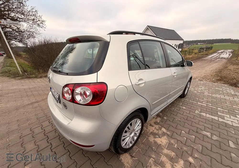 VOLKSWAGEN Golf Plus 