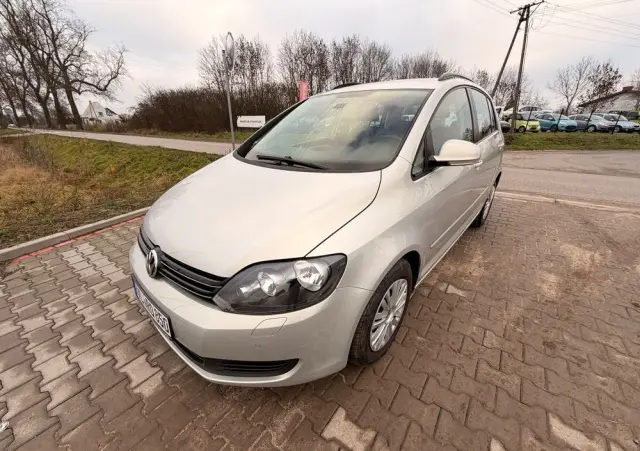 VOLKSWAGEN Golf Plus 