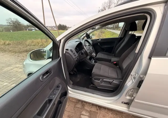 VOLKSWAGEN Golf Plus 