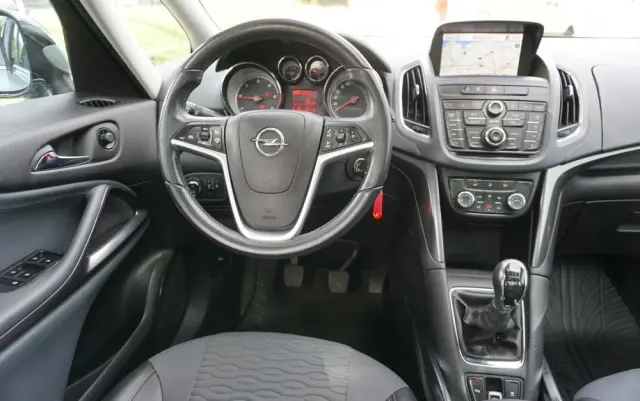 OPEL Zafira 2.0 CDTI Cosmo