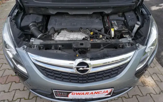OPEL Zafira 2.0 CDTI Cosmo