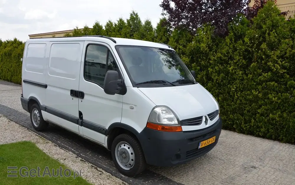 RENAULT Master 