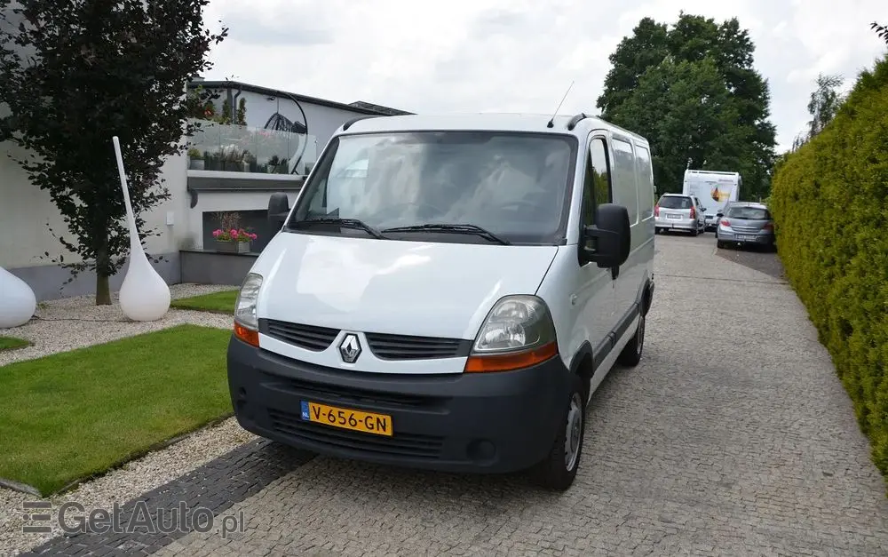 RENAULT Master 