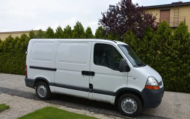 RENAULT Master 