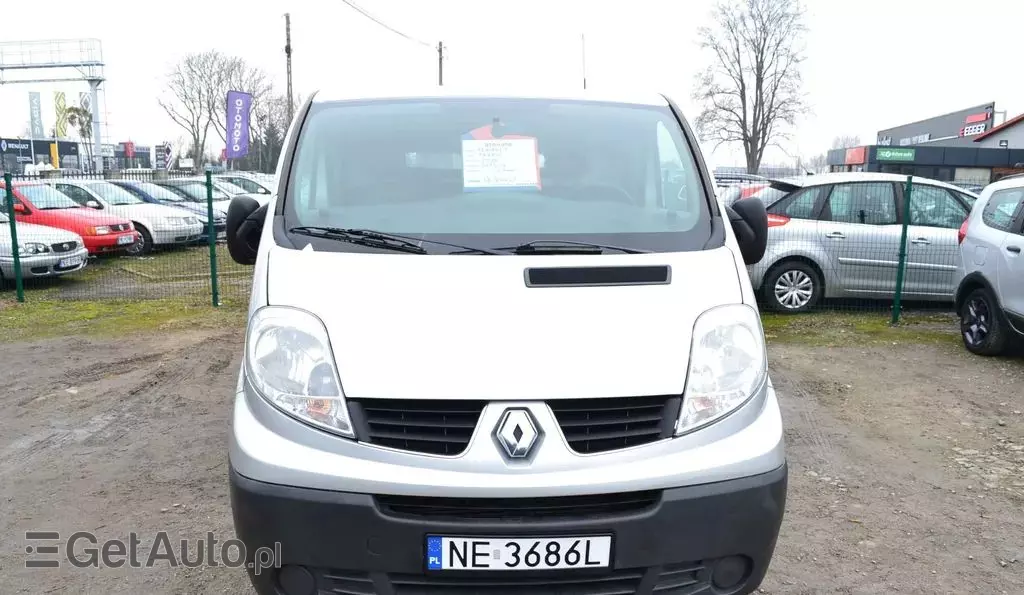 RENAULT Trafic 