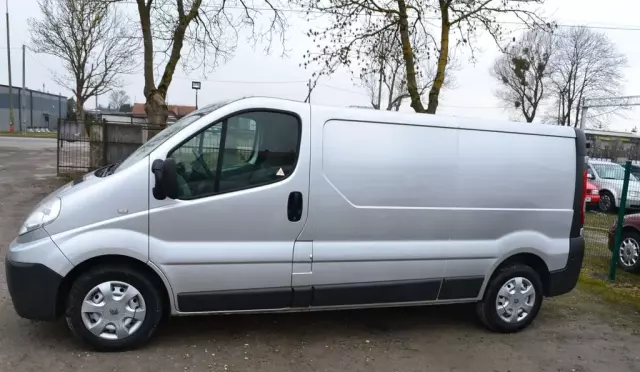 RENAULT Trafic 