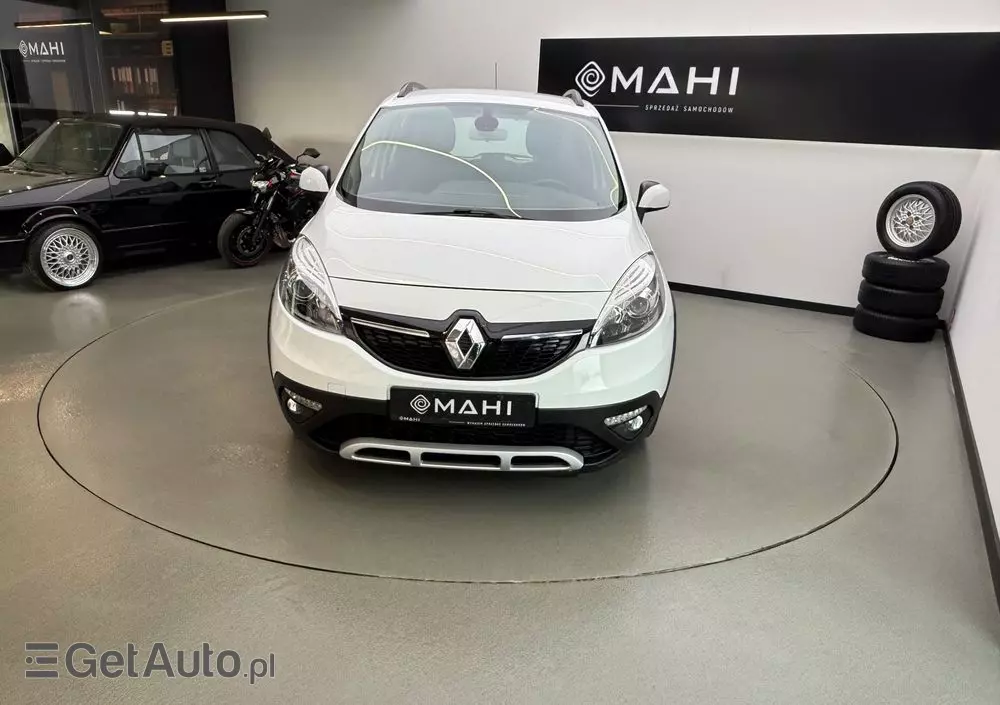 RENAULT Scenic ENERGY TCe 115 S&S Xmod Bose Edition