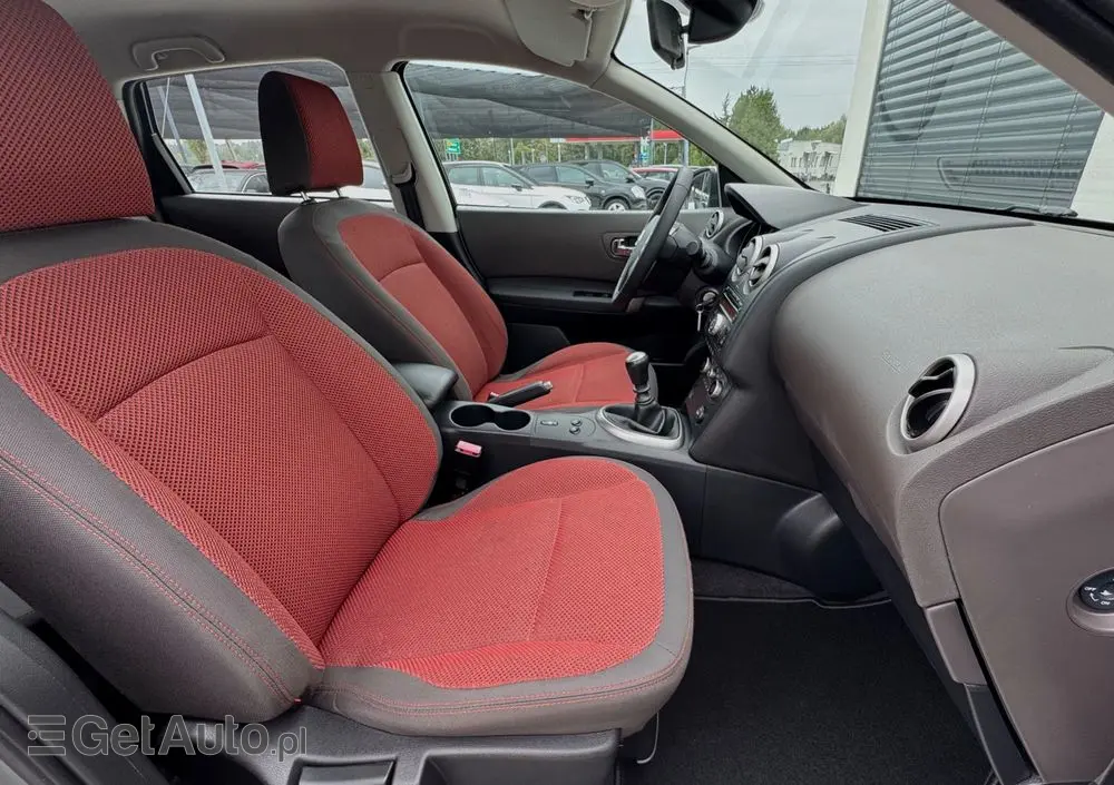 NISSAN Qashqai 2.0 Acenta